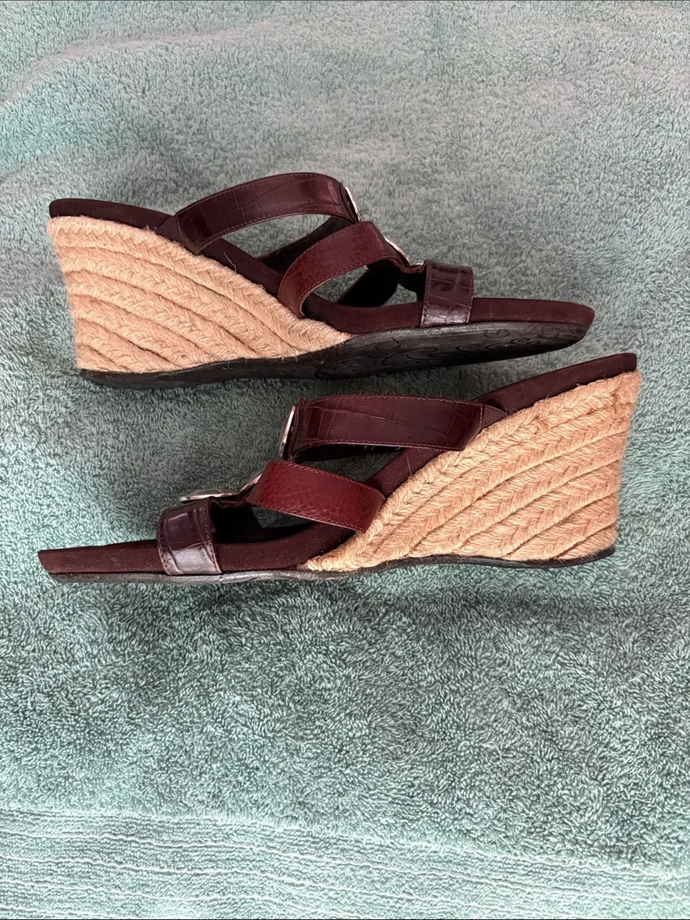 Brighton Women's Burgundy Triple-Button Leather Wedges